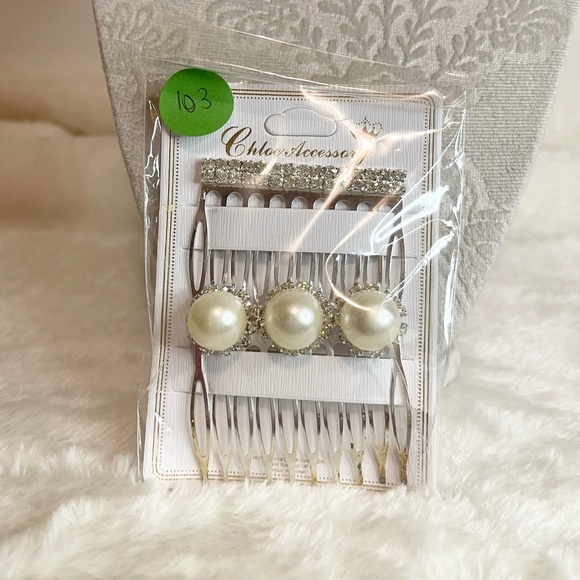 🌸 Silver 2 Piece Hair Accessories - Picture 1 of 1